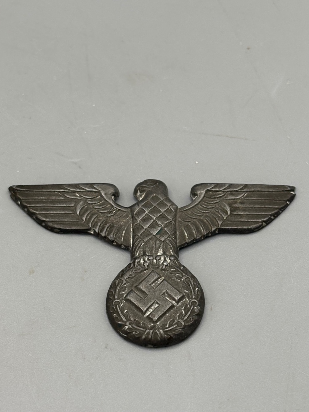 WWII Civil Servant visor badge - Eagle